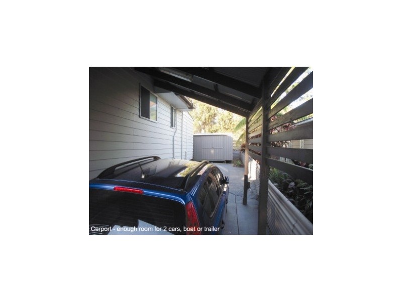 26 RHODES STREET, Macleay Island QLD 4184