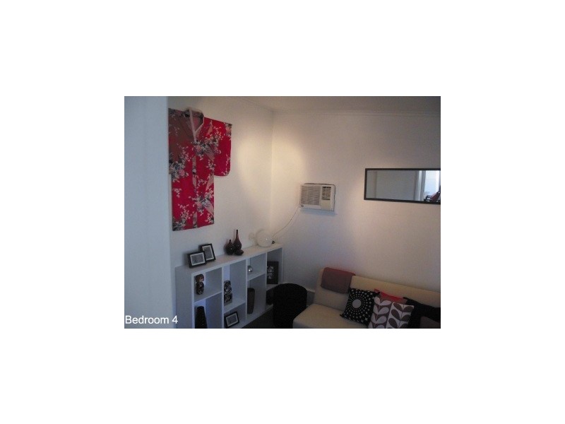 26 RHODES STREET, Macleay Island QLD 4184