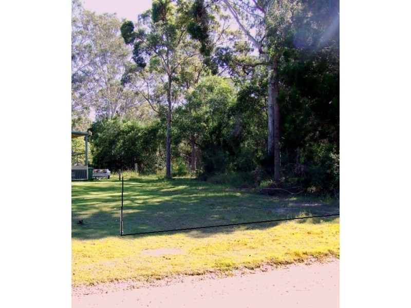 25 Cabriolet Crescent, Macleay Island QLD 4184