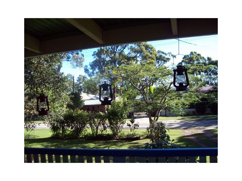 30 Coast Road, Macleay Island QLD 4184
