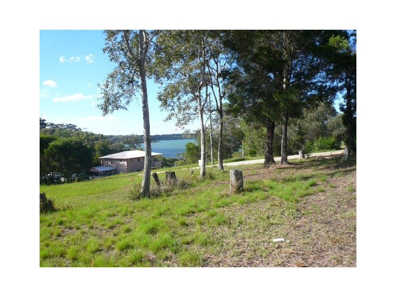 35 Timothy Street, Macleay Island QLD 4184