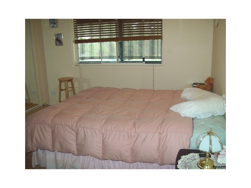 8 Alexander Street, Macleay Island QLD 4184