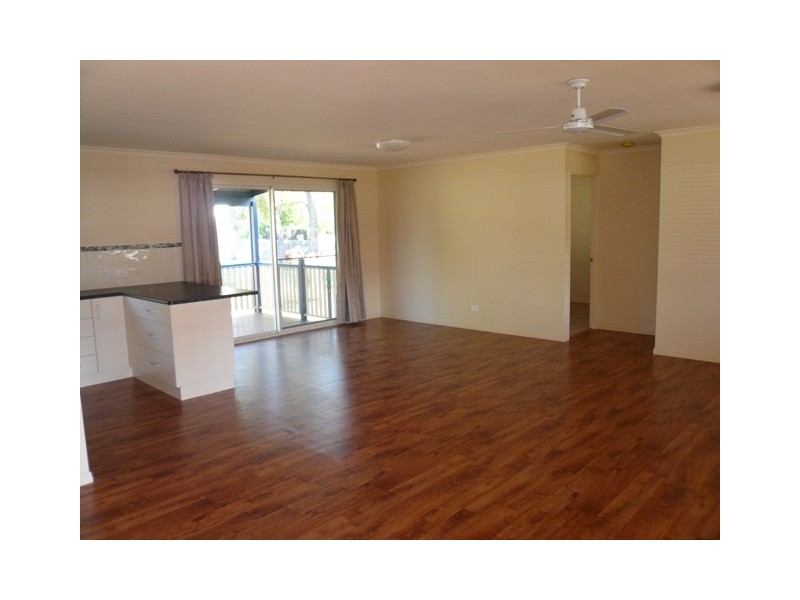 8 Alexander Street, Macleay Island QLD 4184