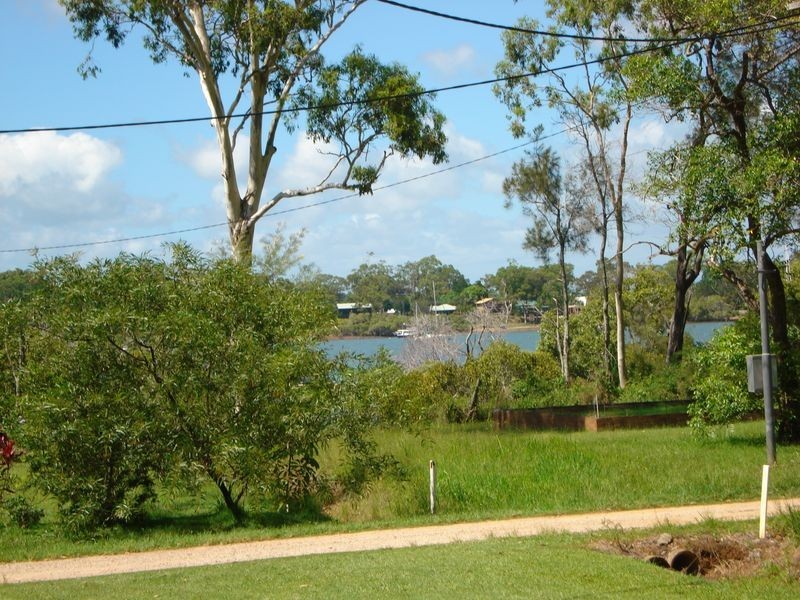 5 Basil Court, Lamb Island QLD 4184