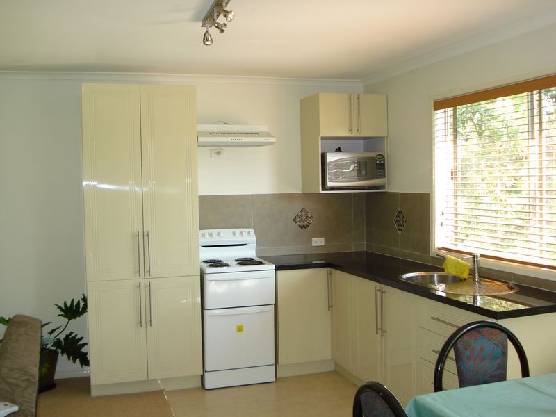 66 Lucas Drive, Lamb Island QLD 4184