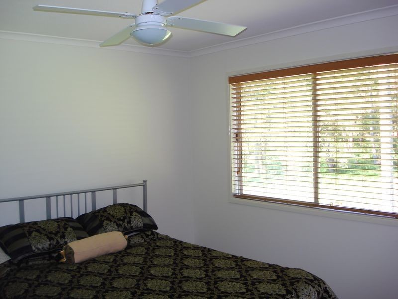 66 Lucas Drive, Lamb Island QLD 4184