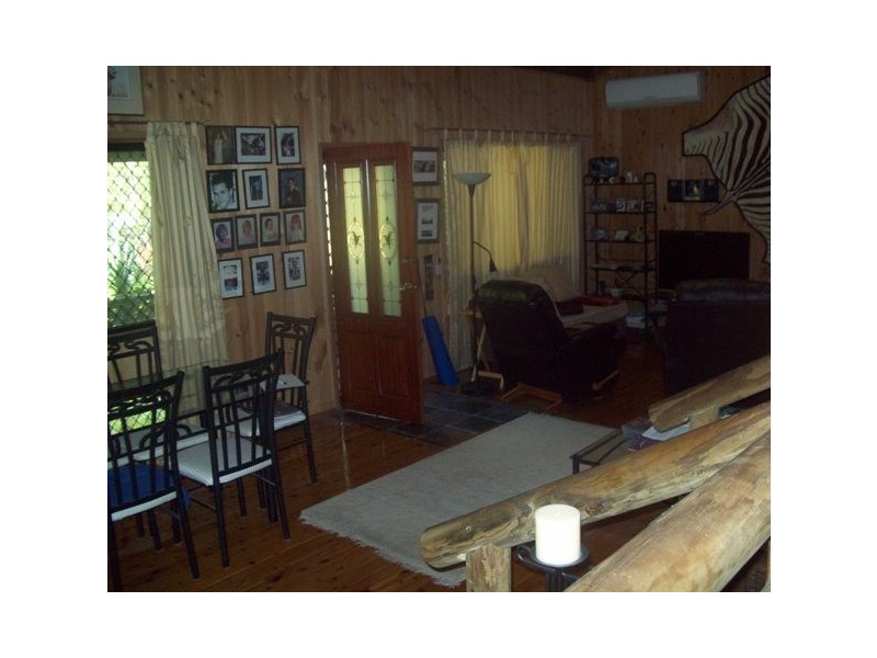 21 Arthur Street, Macleay Island QLD 4184