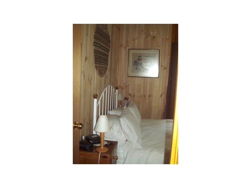 21 Arthur Street, Macleay Island QLD 4184