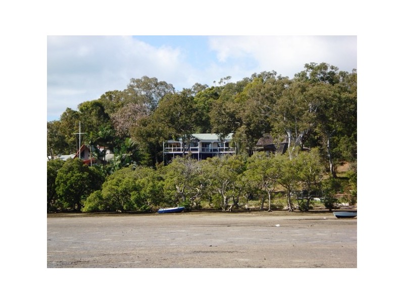37 Coondooroopa Drive, Macleay Island QLD 4184