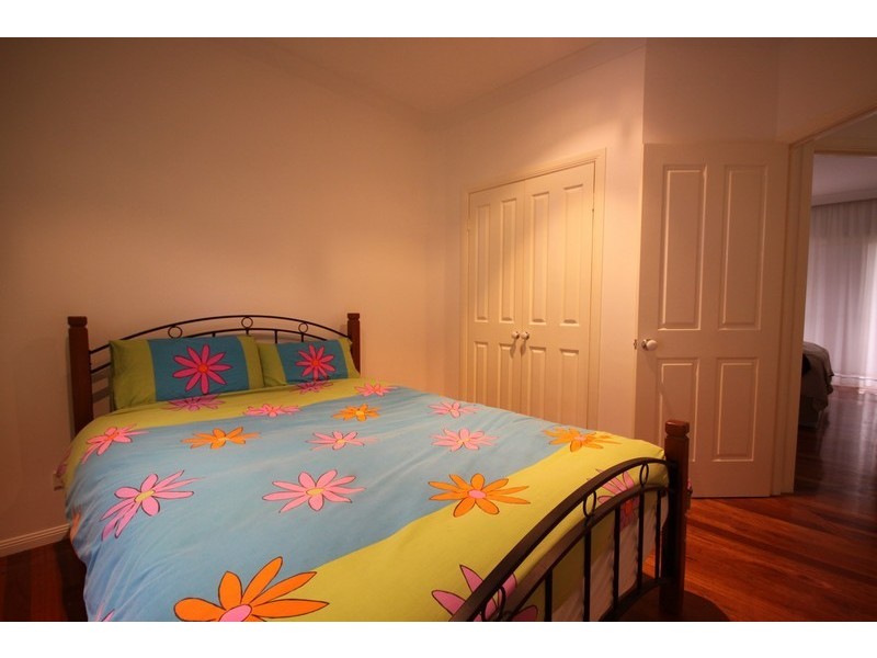 37 Coondooroopa Drive, Macleay Island QLD 4184