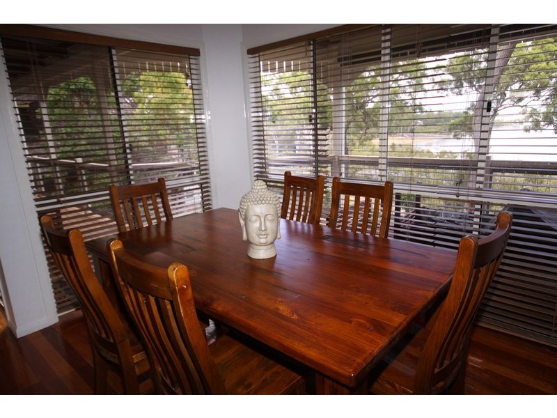 37 Coondooroopa Drive, Macleay Island QLD 4184