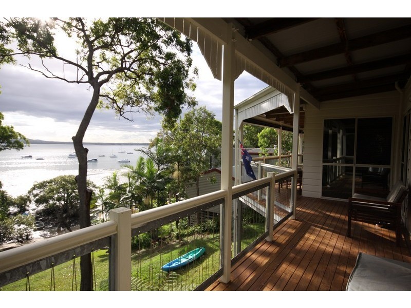 37 Coondooroopa Drive, Macleay Island QLD 4184