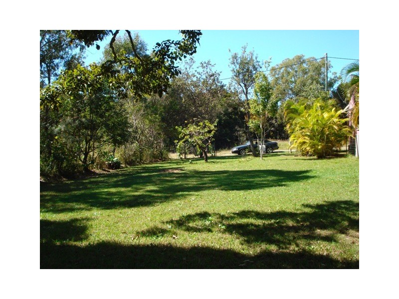 5  Heath Street, Macleay Island QLD 4184