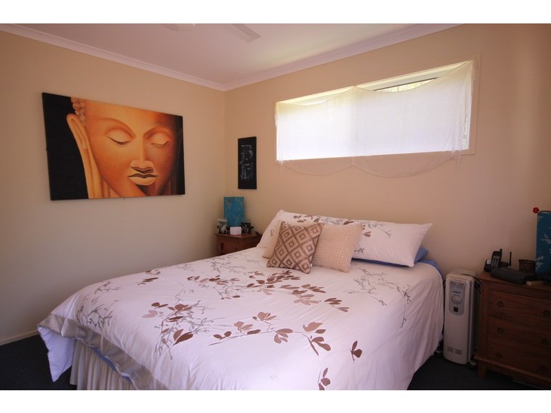 35 Francis Road, Macleay Island QLD 4184