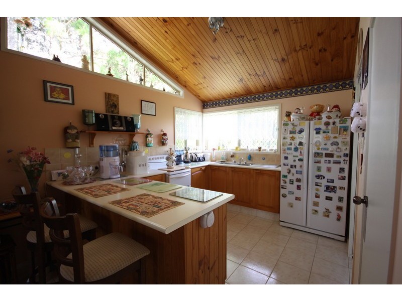 16 Marine Street, Macleay Island QLD 4184
