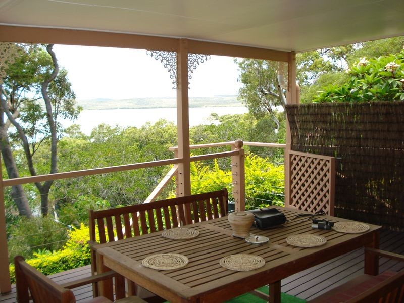 17 Lovell Parade, Lamb Island QLD 4184