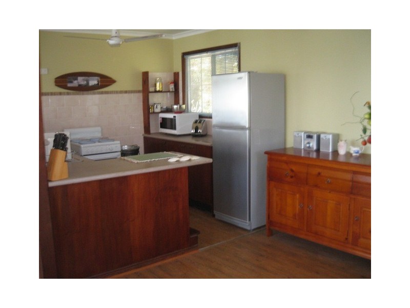 38 Goodsell Crescent, Lamb Island QLD 4184