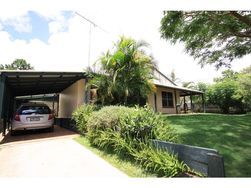 6 Gordon Road, Macleay Island QLD 4184