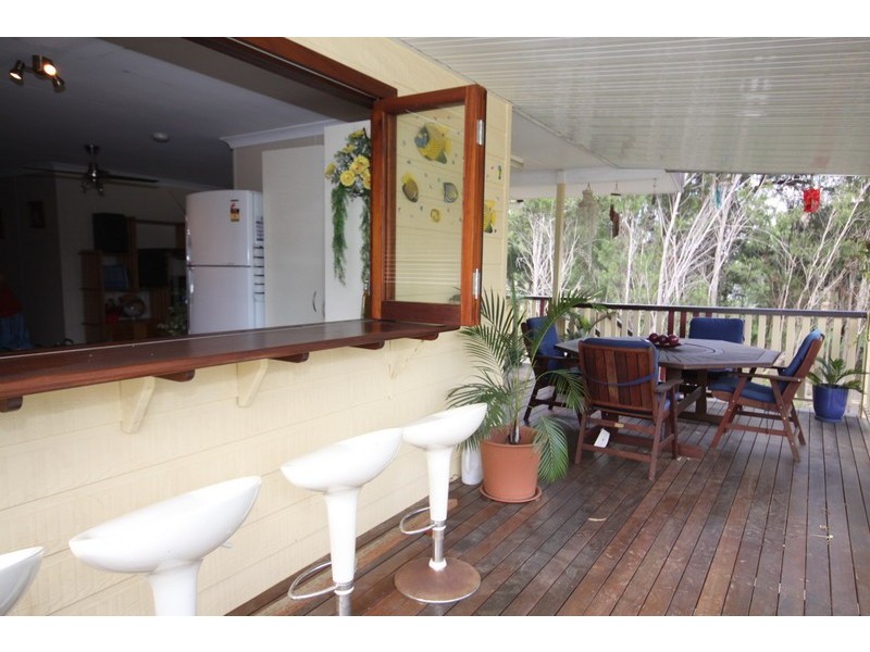 10 Double Bay Street, Macleay Island QLD 4184