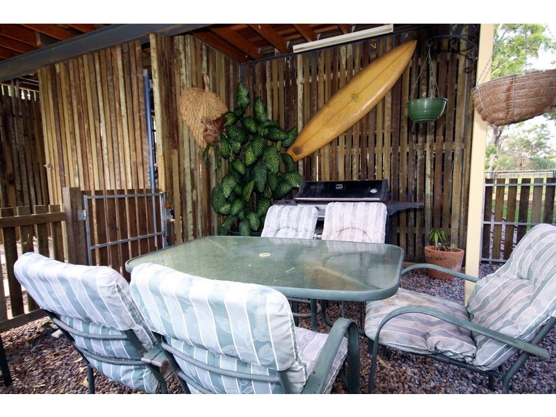 10 Double Bay Street, Macleay Island QLD 4184