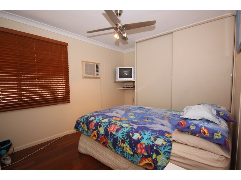 10 Double Bay Street, Macleay Island QLD 4184