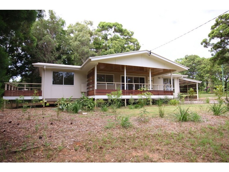 37 Alexander Street, Macleay Island QLD 4184