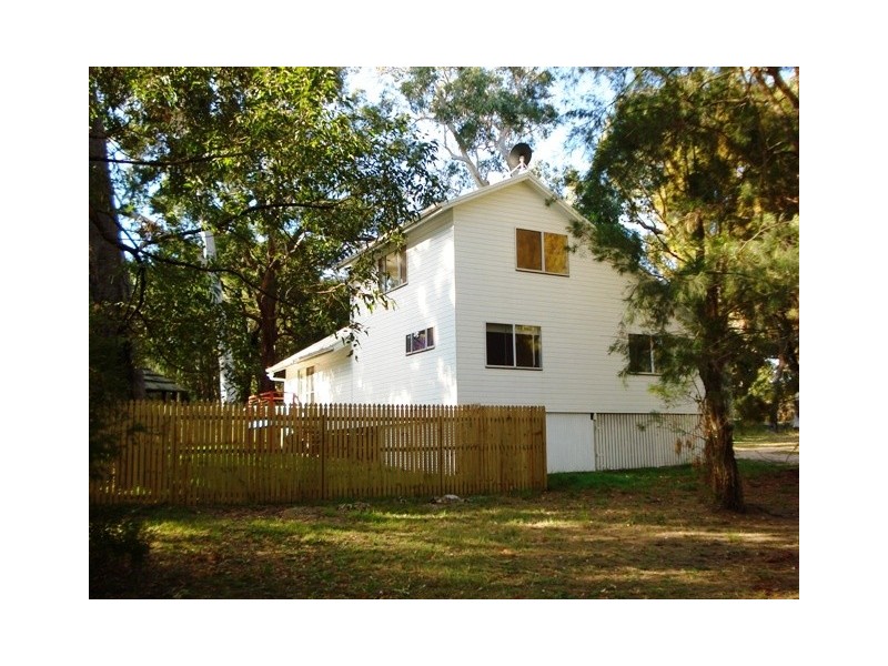 5 Kate Street, Macleay Island QLD 4184