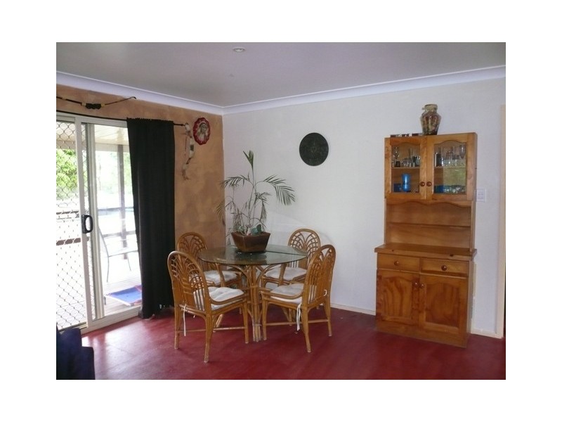 62 High Central Road, Macleay Island QLD 4184