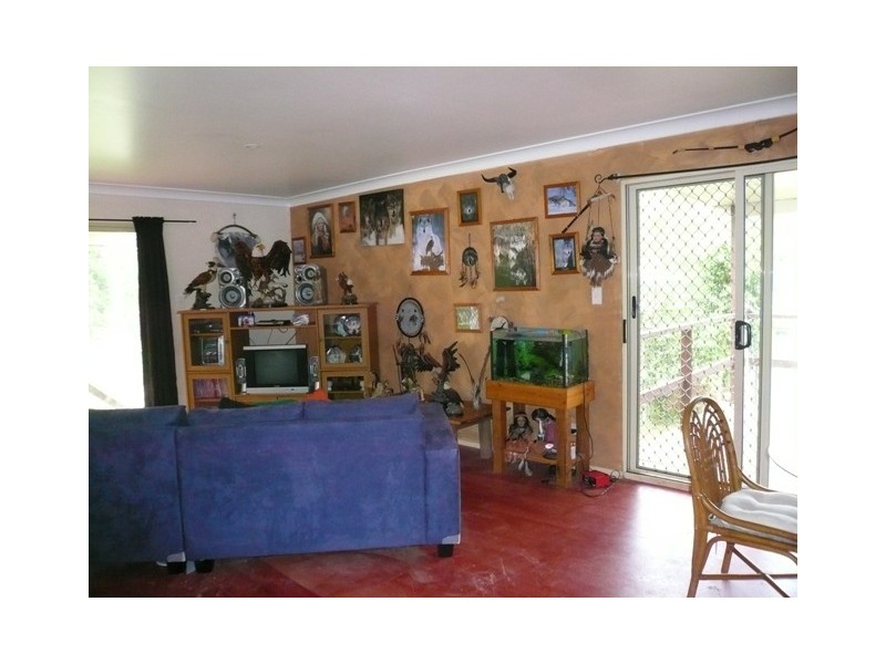 62 High Central Road, Macleay Island QLD 4184