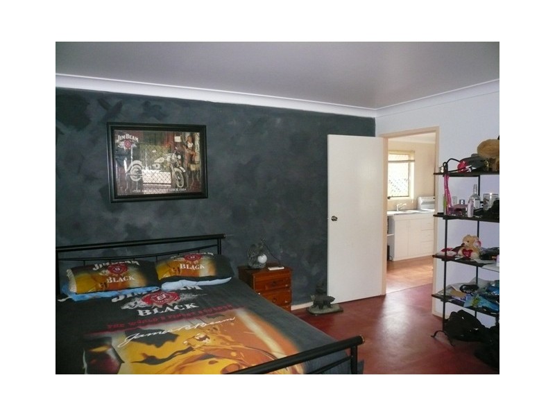 62 High Central Road, Macleay Island QLD 4184