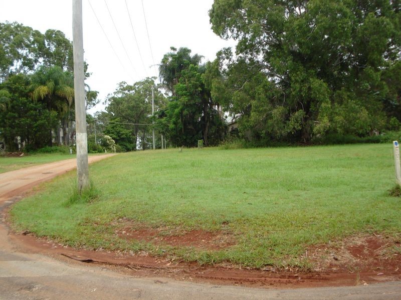 27 Leonie Crescent, Lamb Island QLD 4184