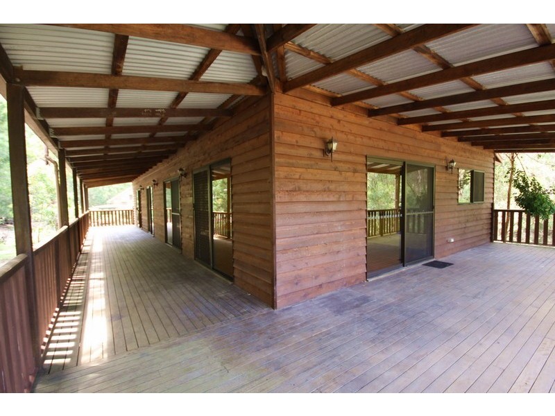 40 Piccaninny Street, Macleay Island QLD 4184