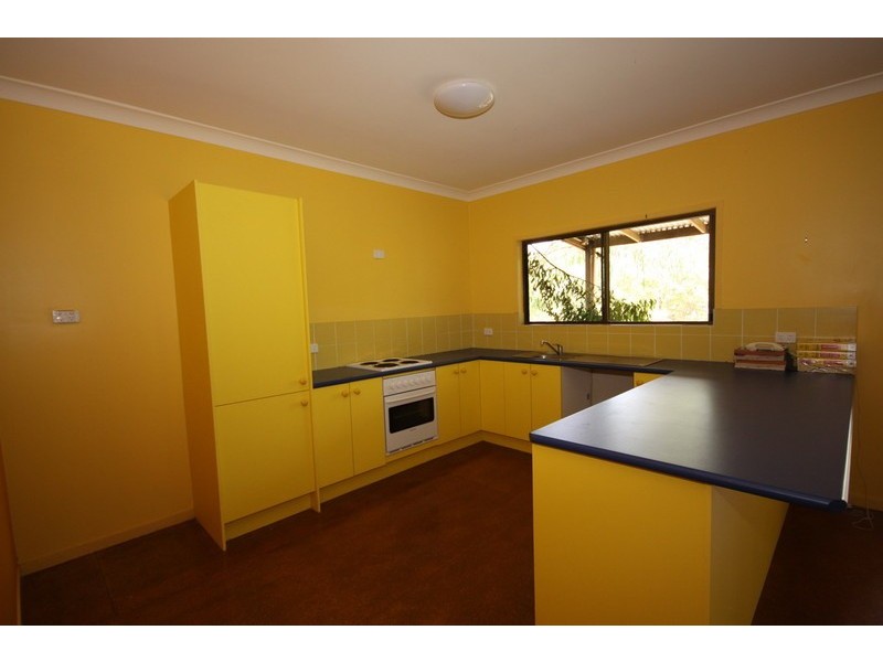 40 Piccaninny Street, Macleay Island QLD 4184