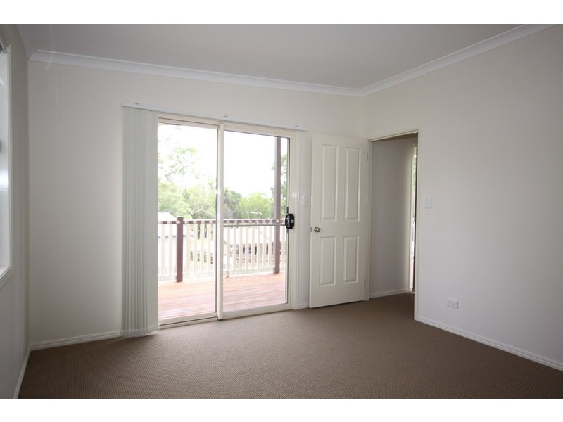 17 Francis Road, Macleay Island QLD 4184