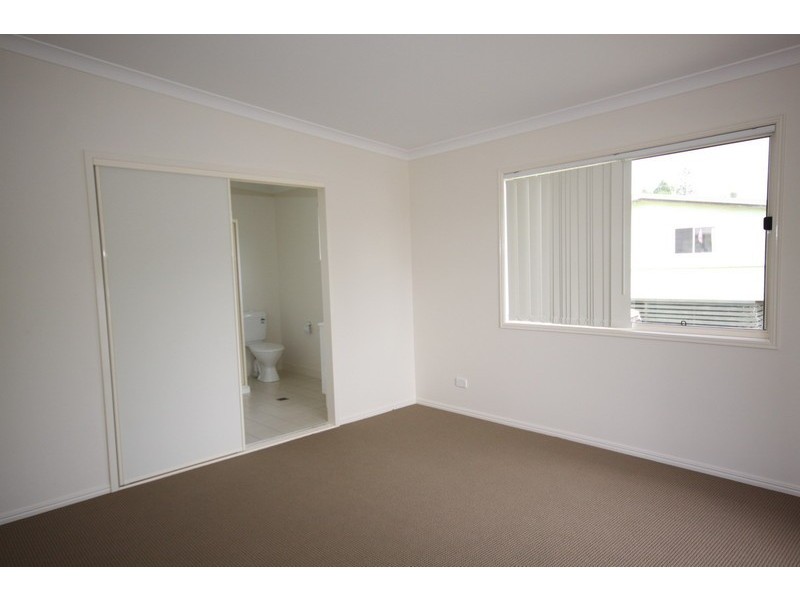17 Francis Road, Macleay Island QLD 4184