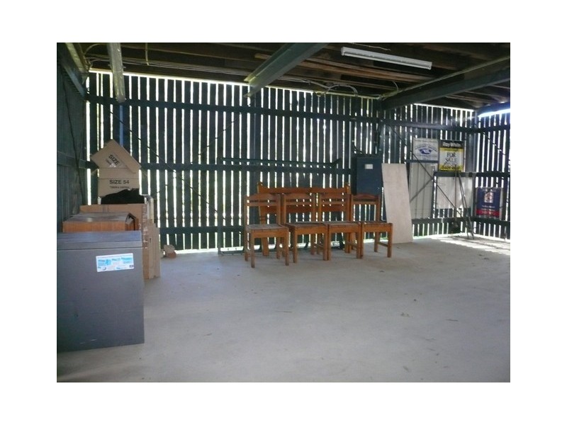 54 Scotts Road, Macleay Island QLD 4184