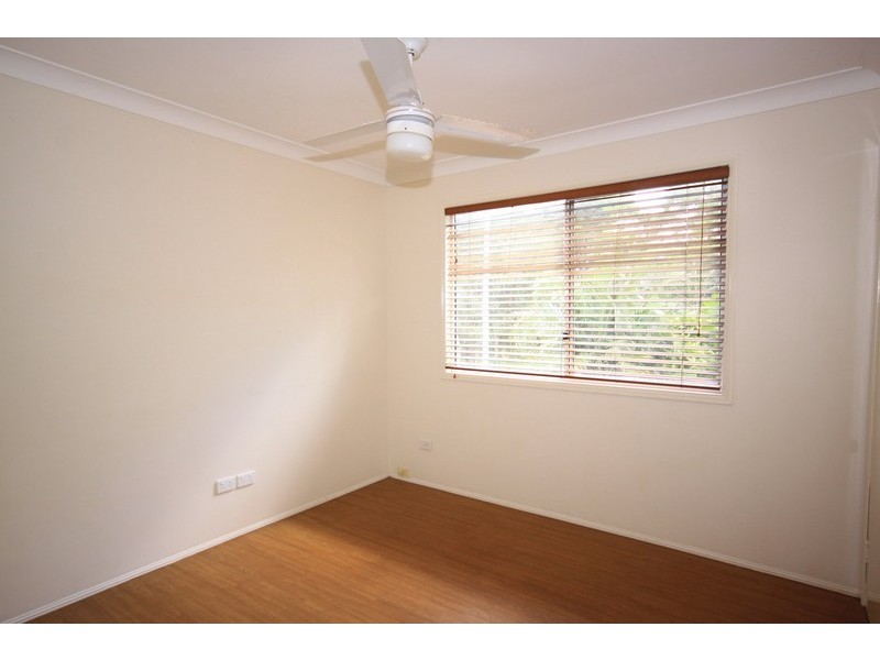 130 Western Road, Macleay Island QLD 4184