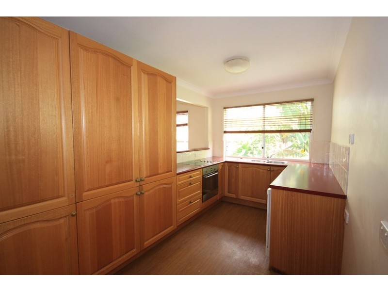 130 Western Road, Macleay Island QLD 4184