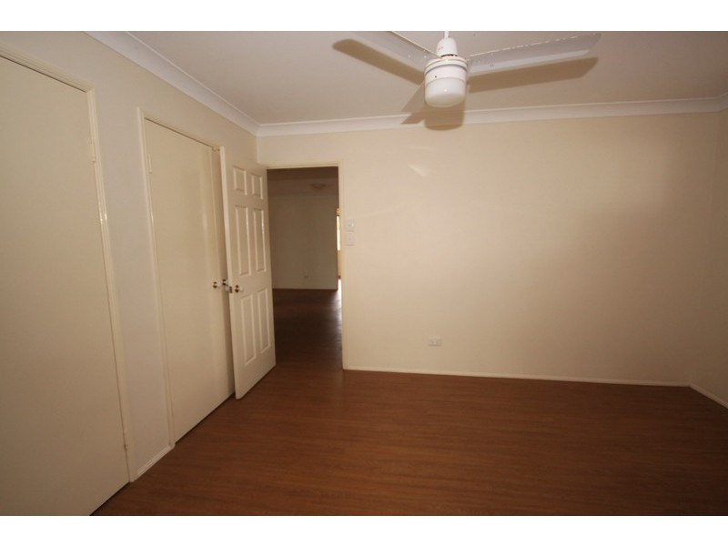 130 Western Road, Macleay Island QLD 4184