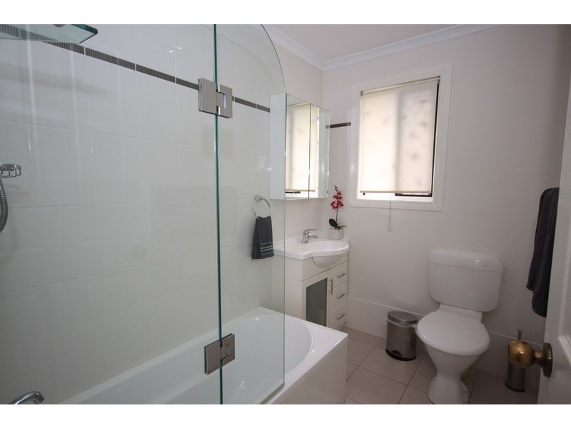 9 Aruma Street, Macleay Island QLD 4184