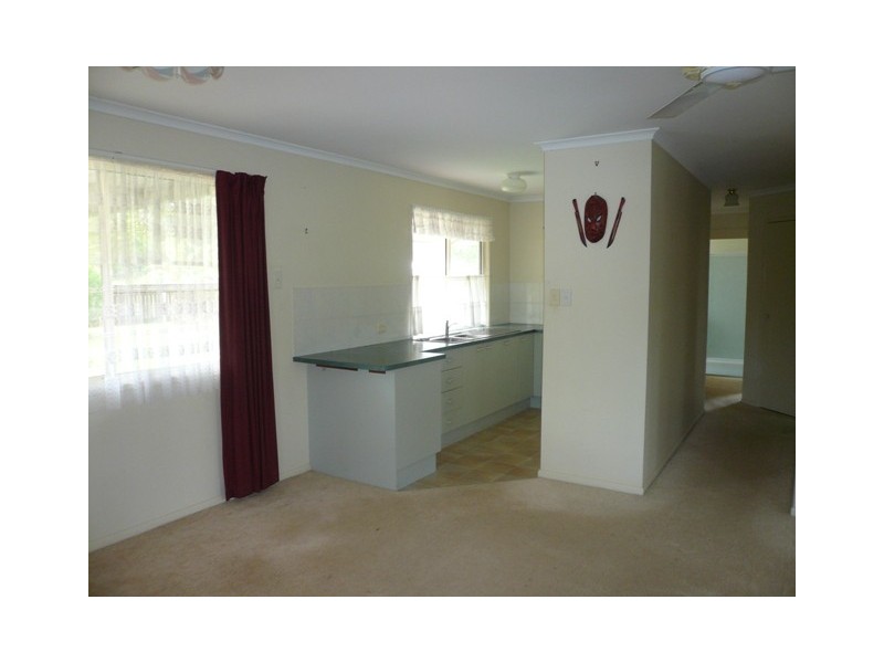 30 rhodes street, Macleay Island QLD 4184