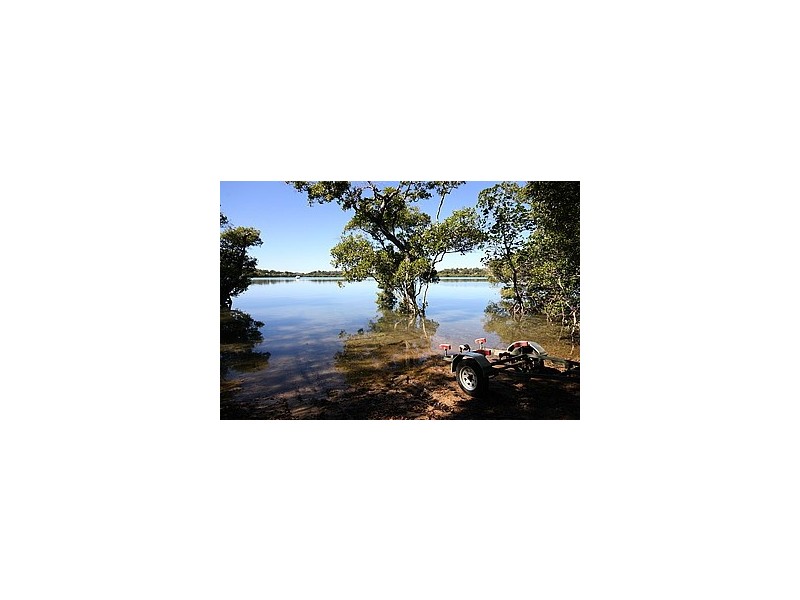 49 Orion Street, Macleay Island QLD 4184