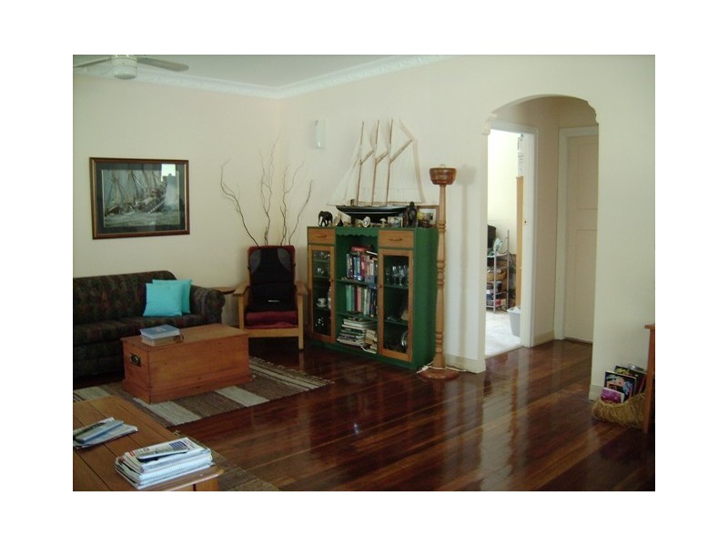 36 Francis Road, Macleay Island QLD 4184