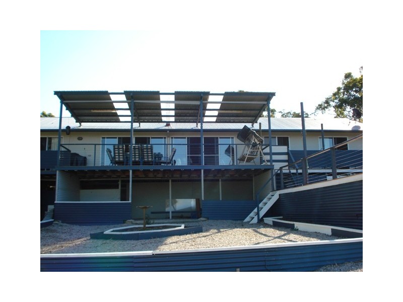 10 Kilto Lane, Macleay Island QLD 4184