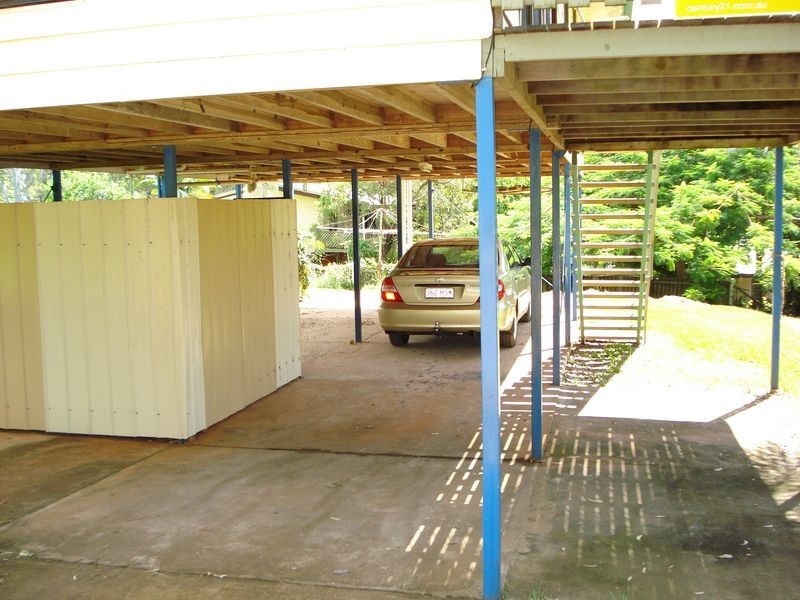 126 Lucas Drive, Lamb Island QLD 4184