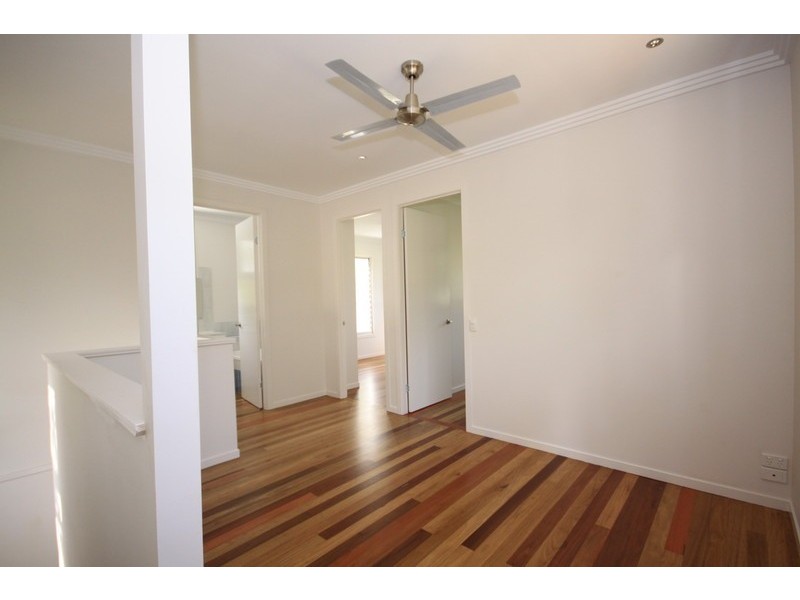 20 Tingara Street, Macleay Island QLD 4184