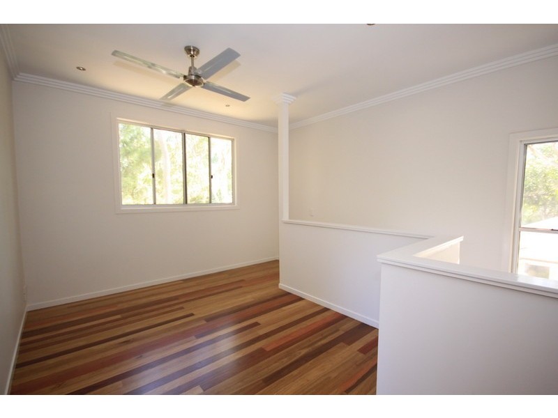 20 Tingara Street, Macleay Island QLD 4184