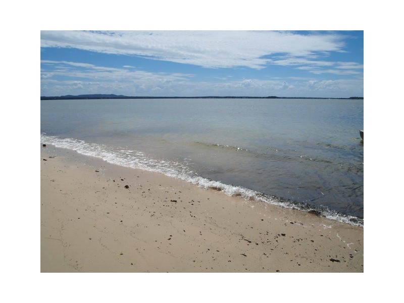35 Kalara Street, Macleay Island QLD 4184