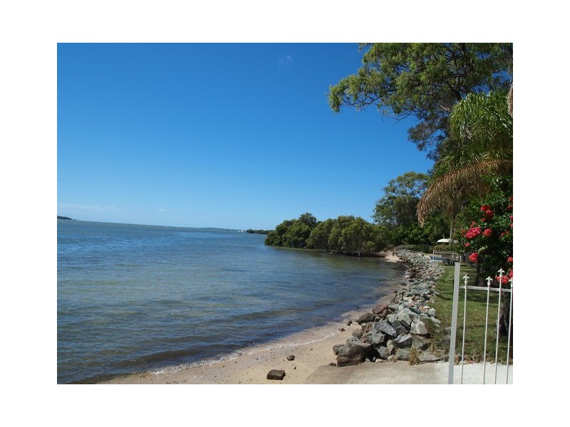 35 Kalara Street, Macleay Island QLD 4184