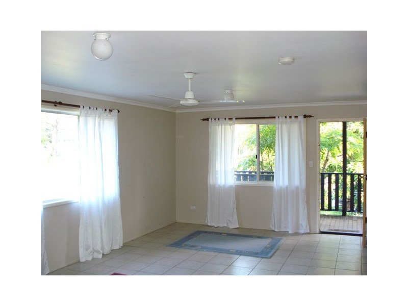 5 Nectar Street, Lamb Island QLD 4184